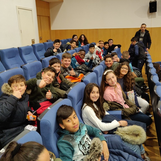 TARZAN PLAY PHOTOS 4