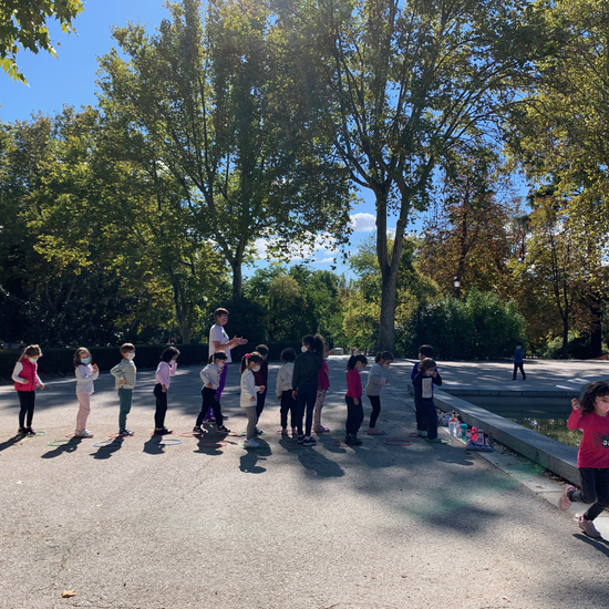 Ed. Física en El Retiro - 1º Ed. Primaria
