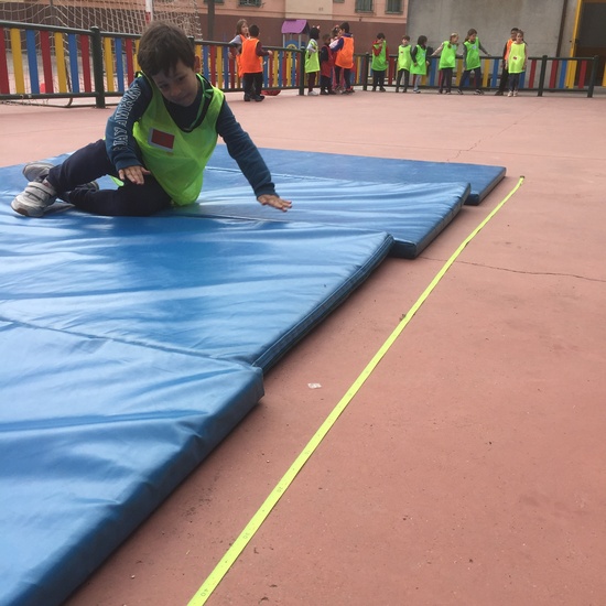 Miniolimpiadas. 1º y 2º 6