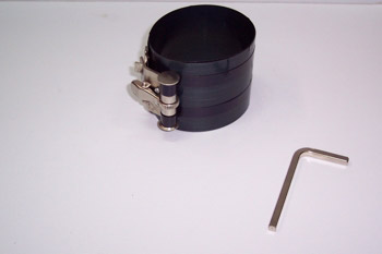 Cincho para montaje de segmentos de pistón en cilindros