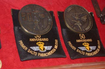 Medalla conmemorativa del 50 Aniversario del Primer Salto Paraca