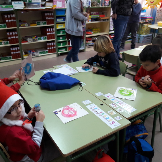 Santa Claus comes to School 9