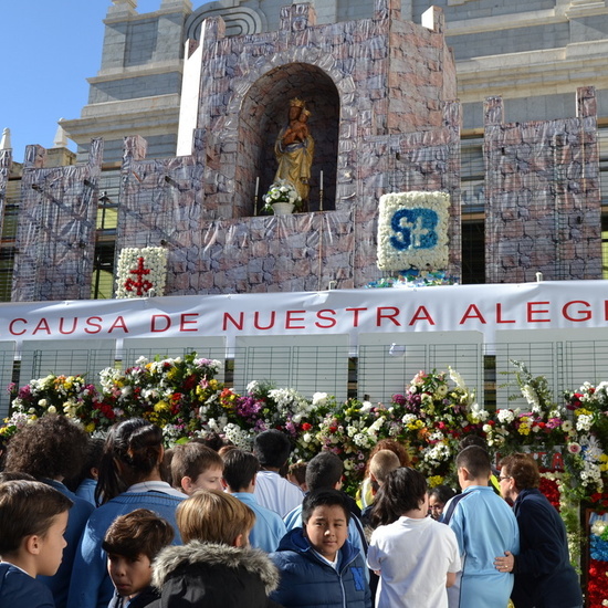 Ofrenda floral a Nuestra Señora de la Almudena 2017 2