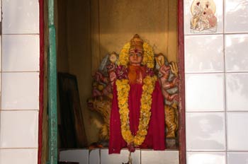 Diosa Durga montada en un tigre