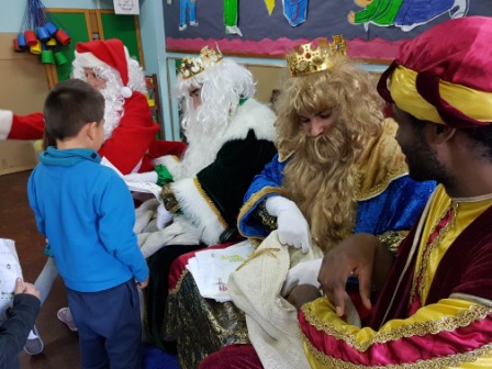 Los RRMM  Papá Noel en 1º (1) 9