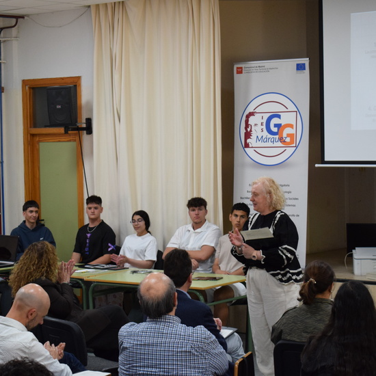 PresentInstitucional 3