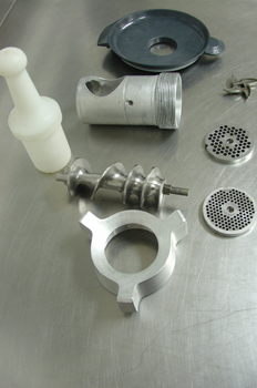 Componentes de una máquina picadora de carne