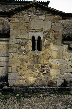 Hastial de la iglesia de San Salvador de Valdediós, Villaviciosa