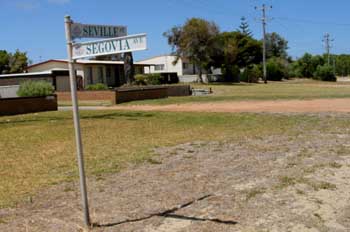 Rótulos de calles en Cervantes, al norte de Perth, Australia