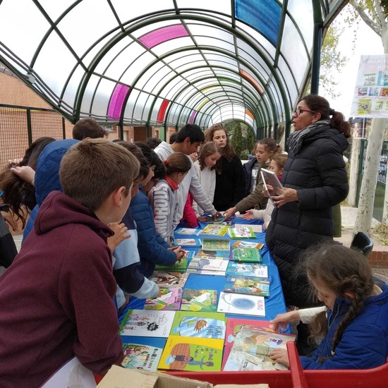 2019_04_05_Quinto A en la miniferia del libro_CEIP FDLR_Las Rozas  7