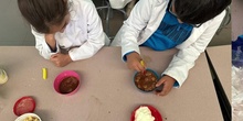 Discovering mixtures