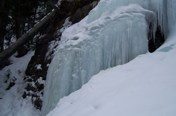 Cascada helada, Lago Louise, Parque Nacional Banff