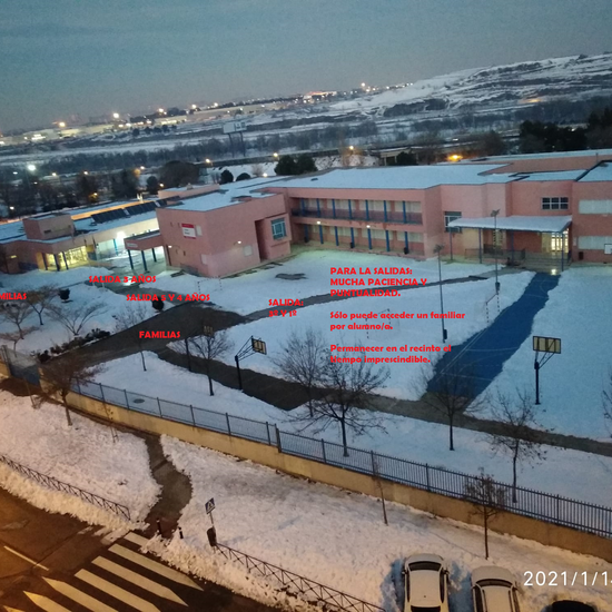 SALIDA PUERTA CENTRAL Y  PRINCIPAL