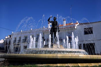 Plaza y Fuente de Vasco Núñez de Balboa - Jerez de los Caballero