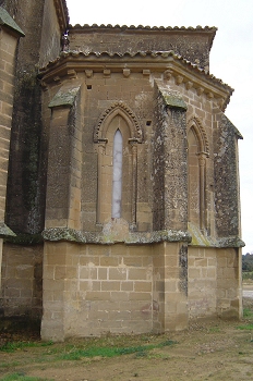 Cabecera exterior. San Miguel de Foces, Huesca