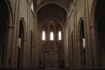 Vista panorámica del interior de la Catedral de Huesca