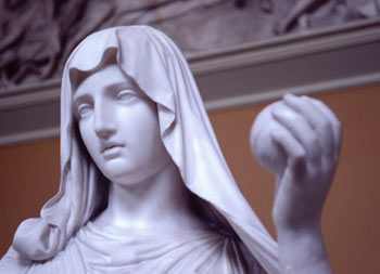 Escultura de una mujer