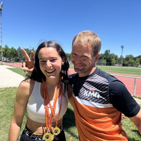 Campeona longitud fem.jpg