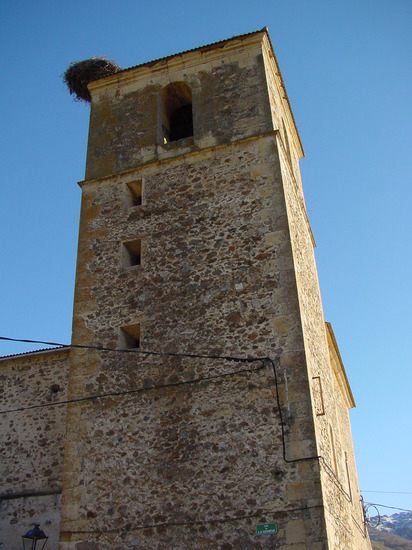 Torre de iglesia en Pinilla del Valle