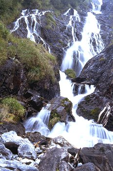 Plano medio de Cascada de Espigantosa, valle de Benasque