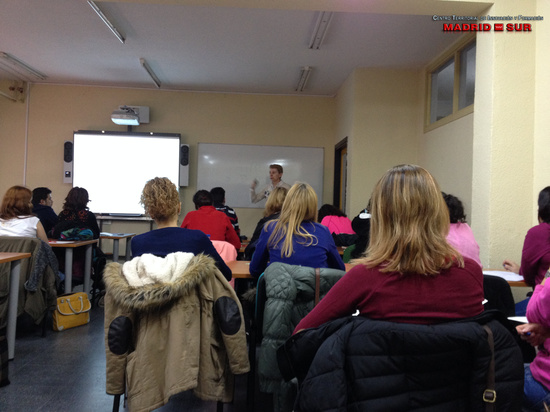 Curso: Introducción al Cálculo Abierto Basado en Números