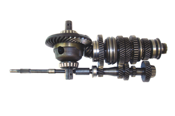 Caja de cambios longitudinal.  Cadena cinemática