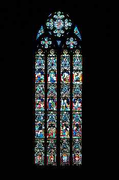 Vidriera de la Catedral de San Matías, Budapest, Hungría