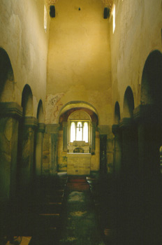 Nave central de la iglesia de San Salvador de Valdediós, Villavi