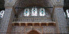 Interior del Mihrimah Camii en Uskudar, Estambul, Turquía