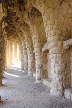 Techo de los pasajes, Parque Güell, Barcelona