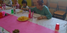 Comida de 1º con los mayores de los LLanos 1
