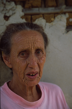 Anciana de la Playa de Sono, Paraty, Rio de Janeiro; Brasil