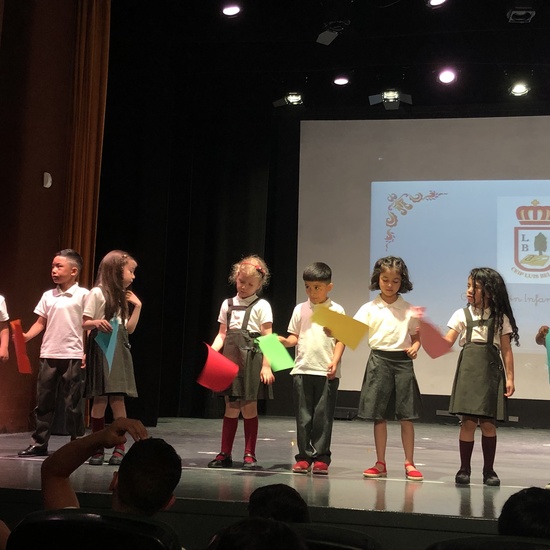 GRADUACIÓN 5 AÑOS 8