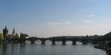 Puente de Carlos sobre el Moldava