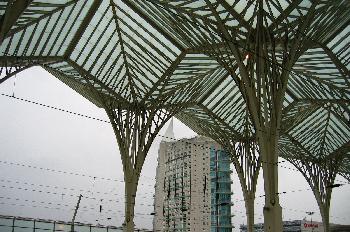 Techo de la Estación ferroviaria de Oriente, Lisboa, Portugal