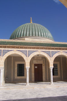 Patio, Mausoleo de Habib Bourguiba, Monastir, Túnez