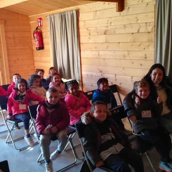 2019_12_18_Los monos azules visitan a la mujer gigante_CEIP FDLR_Las Rozas 3