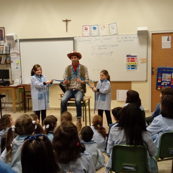 JORNADAS CULTURALES 2018: TEATRO EN INGLÉS 8