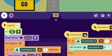 Programa con Octostudio, un juego de Educación Víal cruzando un paso de cebra. 