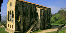 Fachada septentrional de Santa María de Naranco, Oviedo, Princip