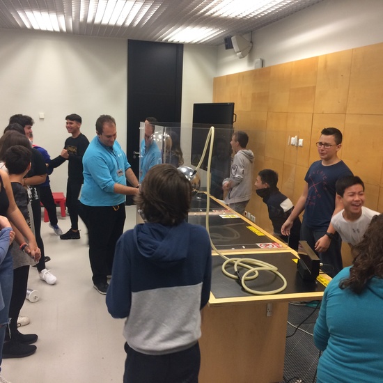 ELECTRIFICANTE JORNADA EN EL MUNCYT CON 2º DE LA ESO 6