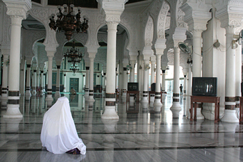 Sala de oración, Mesjid Raya, Banda Ache, Sumatra, Indonesia