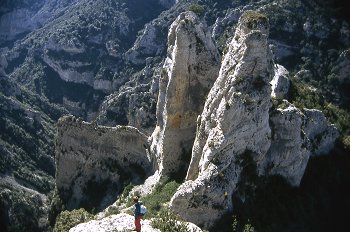 Alpinista en el Barranco de Mascún, Huesca