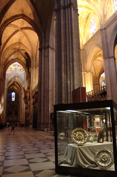 Nave lateral de la Catedral de Sevilla, Andalucía