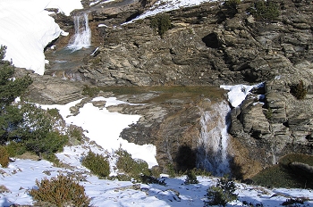 Caida de agua en Aisa, Huesca