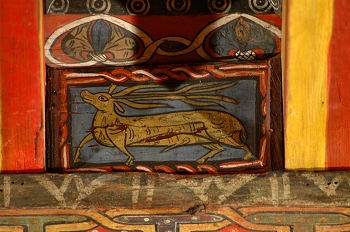 Detalle de pintura en alfarje. Ciervo, Huesca