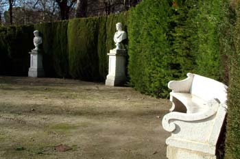 Banco del Marqués del Capricho, Parque del Capricho, Madrid