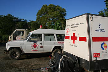 Plantas potabilizadoras, campamento Cruz Roja, Melaboh, Sumatra,