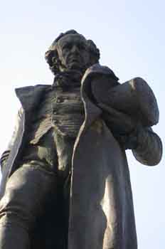 Estatua de Francisco de Goya, Madrid