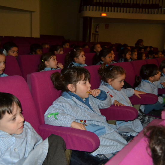 TEATRO LA CHARLOJA. “KAMELOT” 23